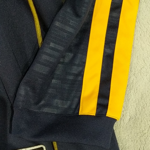 NBA Utah Jazz Shirt - Picture 4 of 8